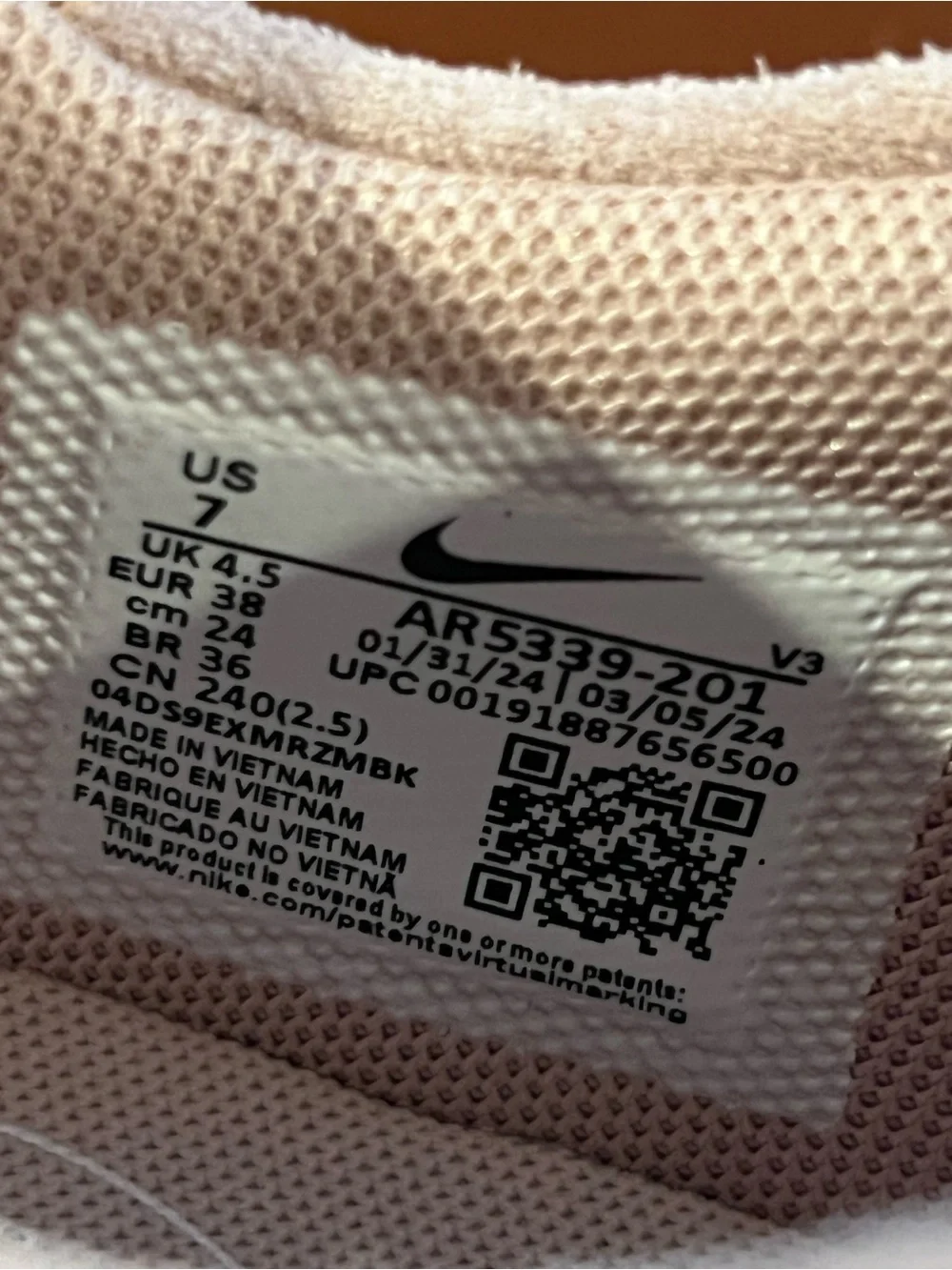 Nike Air Force 1 Low Suede Blush Pink Sneakers Size 7